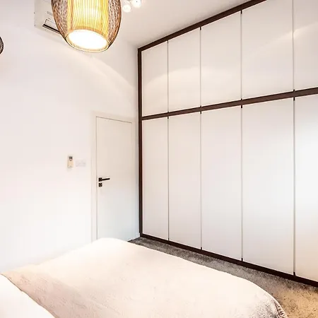 Super-apartamenty Park Loft Apartment *